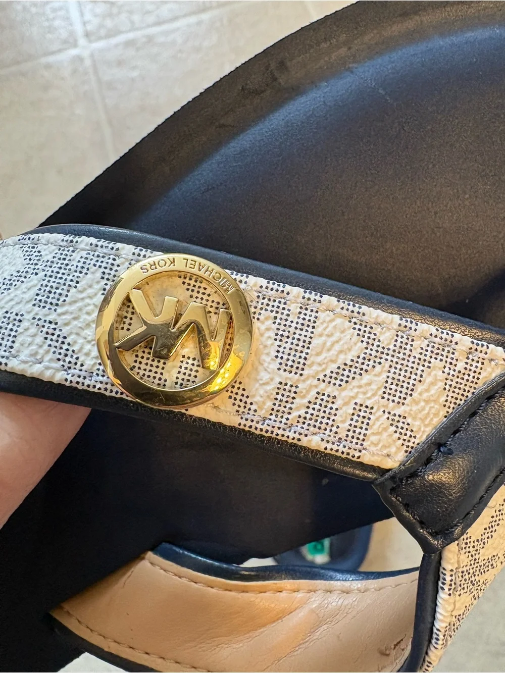 Michael Kors Navy and Beige Logo Flip Flops